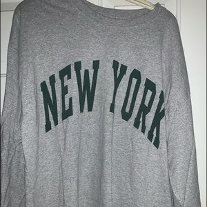 Brandy Melville New York long sleeve